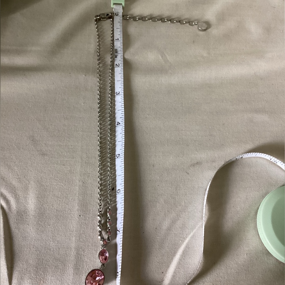 Givenchy necklace - Picture 7 of 7